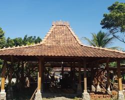 Produk Nusantara Gebyog dan Gasebo den