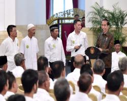 Presiden jokowi silaturahmi dan dengar