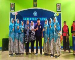 KEMERIAHAN LOMBA YEL YEL PKK DI DE