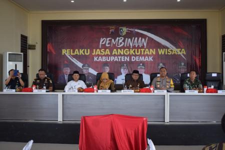 POLRES BERSAMA FORKOPINDA DEMAK ED