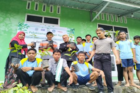 Aksi Nyata Penanaman Pohon di Lingkung