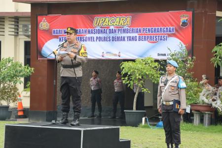 GELAR UPACARA POLRES DEMAK KESADAR