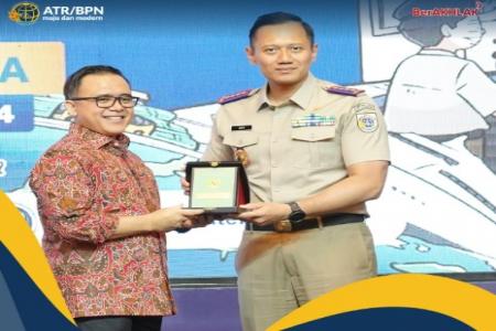 MENTERI PANRB SEBUT KEMENTERIAN AT
