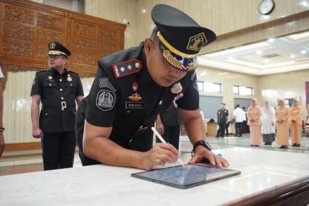 Kakanwil Kemenkumham Jateng Lantik 6 P