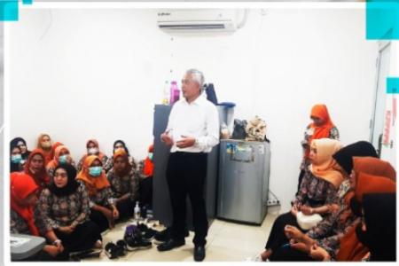 DIREKTUR MEMBERIKAN TEGURAN SEKALI