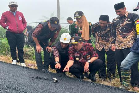PULUHAN TAHUN RUSAK, RUAS JALAN KE