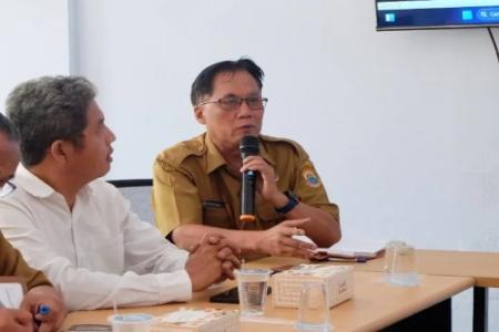 PLT KEPALA DINAS DINKOPUKM IMAM SU