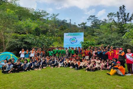 Lintas Komunitas Gelar Aksi Bersih dan Tanam Pohon