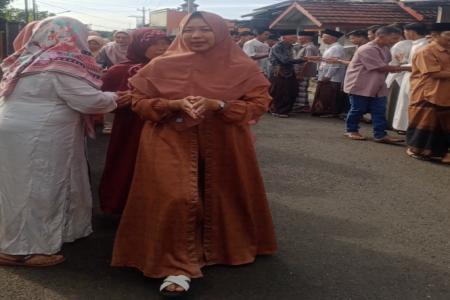 Sejarah Halal Bihalal Hingga Jadi Trad