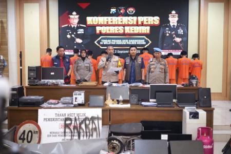 POLRES KEDIRI TETAPKAN 28 TERSANGK