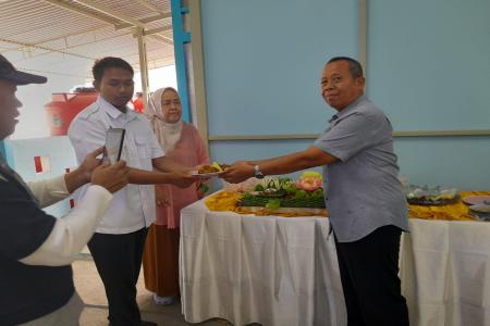 LAUNCHING MAKAN BERGIZI GRATIS OLE