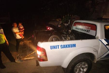 PENGEMUDI TABRAK LARI DI JENANGGER