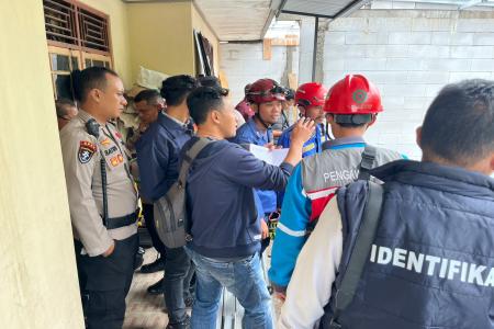 Pekerja Tersengat Listrik Saat Renovas