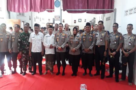 Kasespimma dan Serdik Sespimma Polri Angkatan 74 Gelar Bakti Sosial di